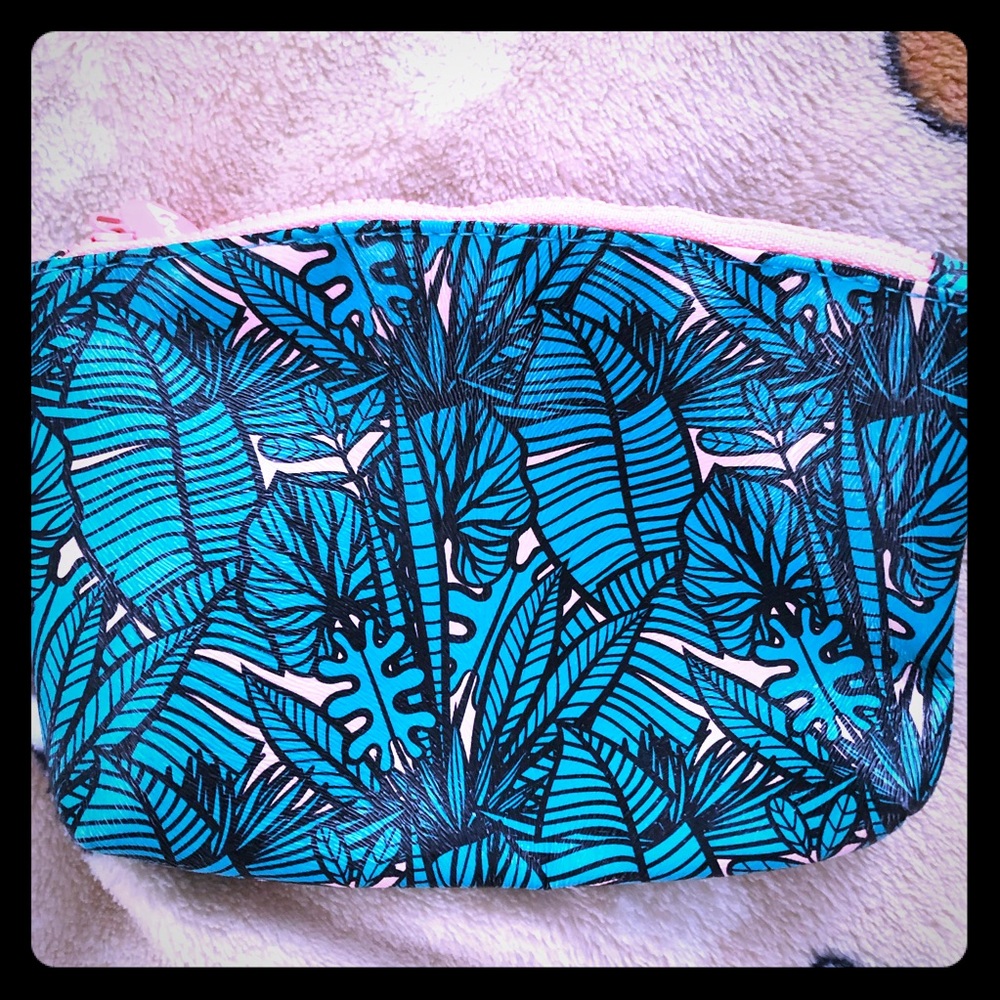 Small make up bag